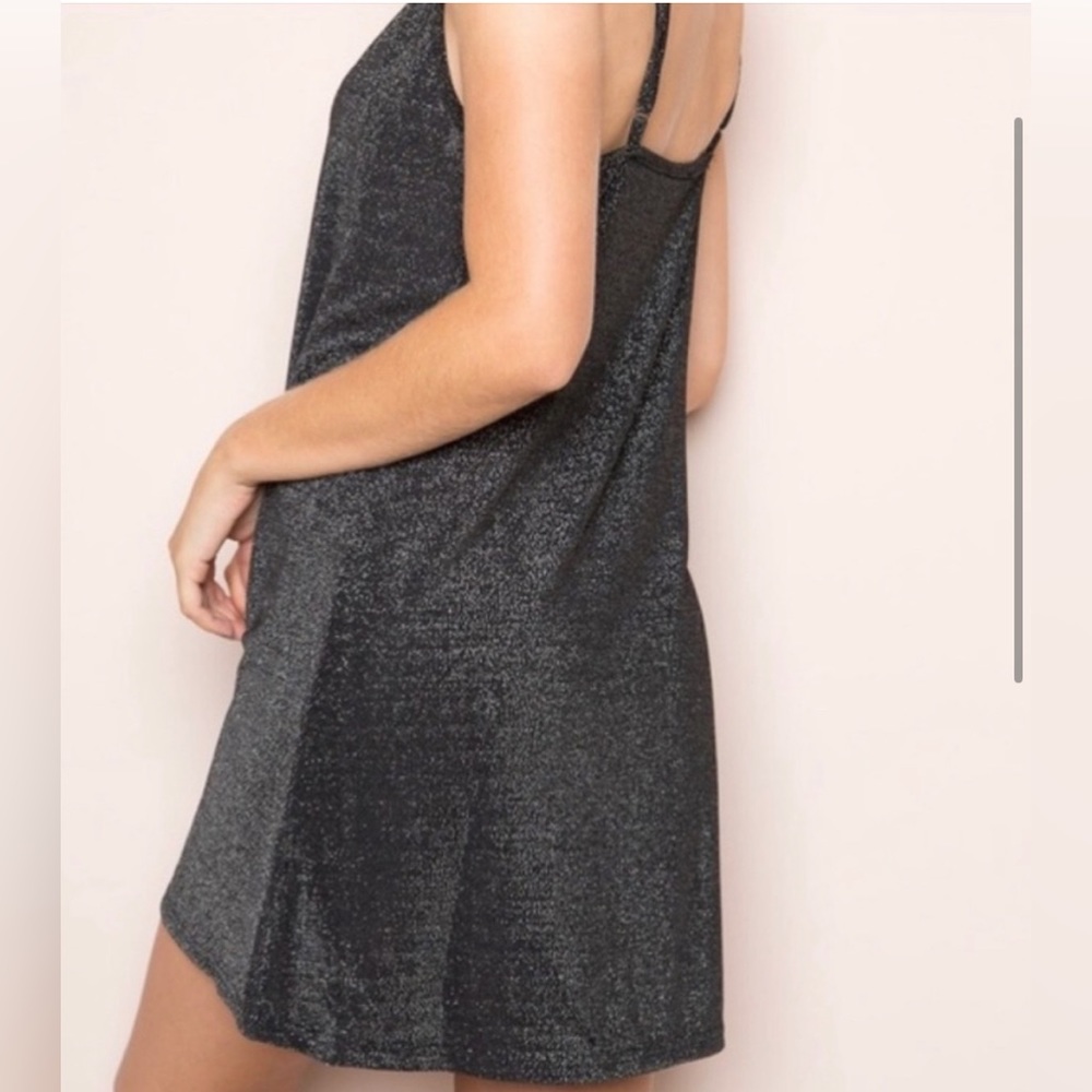 Brandy melville dress SOMEONE PLEASE BUY MY DRESS